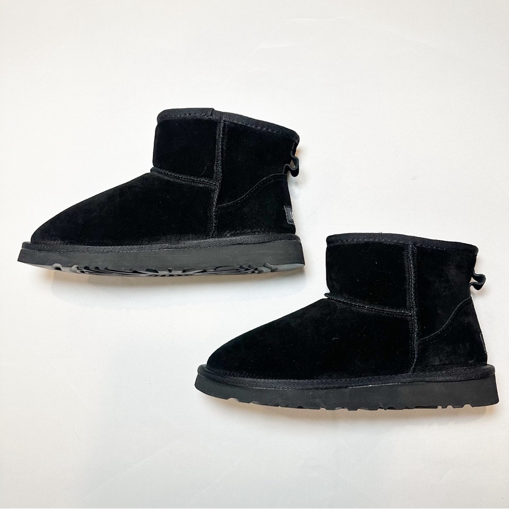 UGG Classic Mini Women’s Boots in Black - Picture 3 of 5